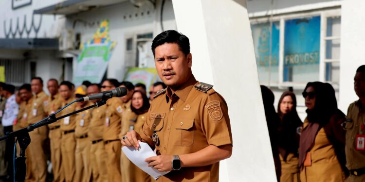 Wakil Wali Kota Rendy V. Mangkat Pimpin Apel Kerja Perdana Pemkot Kotamobagu