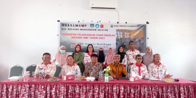 Disdikbud Bolsel Selenggarkan MKKS dan MGMP Tingkat SMP