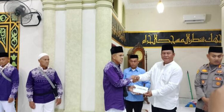 Lepas 9 Orang Jamaah Calon Haji, Wakil Bupati Bolsel Inggatkan Ksehatan