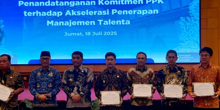 Wakil Wali Kota Rendy Virgiawan Mangkat Tandatangani Komitmen Pejabat Pembina Kepagawaian di Hadapan Gubernur Sulut