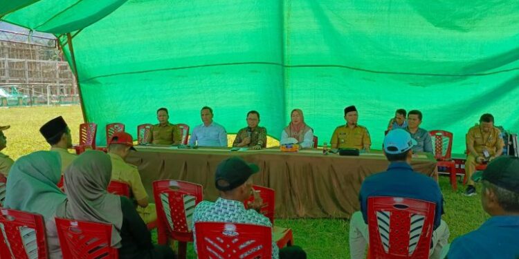 Serap Aspirasi Masyarakat, Waka DPRD Bolsel Ridwan Olii Pimpin Reses Serentak di Dapil II