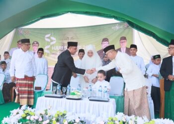 Bupati Bolmong Yusra Alhabsyi Pimpin Upacara Hari Santri Nasional Tahun 2025