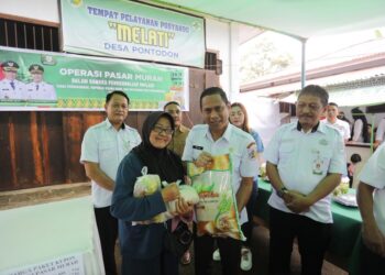 Pantau Operasi Pasar Murah, Wali Kota Weny Gaib Jamin Ketersediaan Bahan Pokok