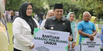 Pemkot Kotamobagu Dukung Puluhan UMKM dengan Bantuan Peralatan Usaha