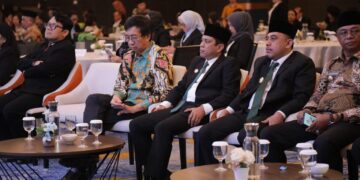 Wali Kota Weny Gaib Hadiri Penyerahan Anugerah Mapalus Pendidikan, Kotamobagu Borong 8 Penghargaan