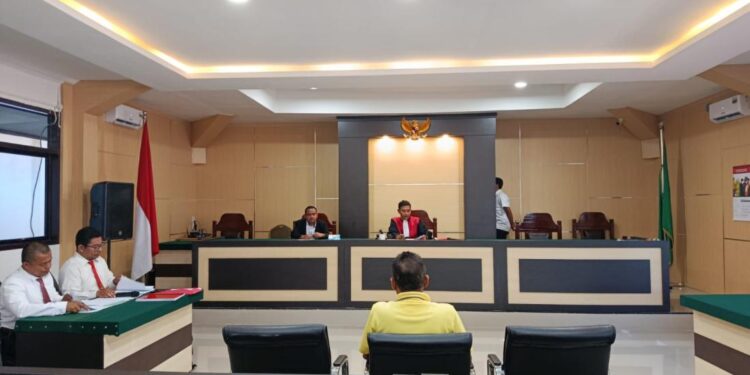 Kejari Kotamobagu Laksanakan Eksekusi Putusan Pengadilan Terhadap Pengguna Ruko yang Melanggar Perda