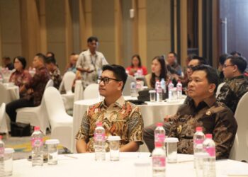 Dukung UMKM Naik Kelas, Wawali Rendy Mangkat Hadiri Sosialisasi POJK 19/2025 di Manado