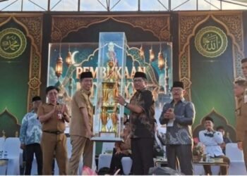 Wujudkan Syiar Islam, Pemkot Kotamobagu Serahkan Piala Bergilir di Pembukaan MTQ XXXI Sulut di Minut