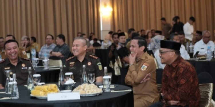 Kejati Sulut Dorong Sanksi Kumulatif untuk Tambang Ilegal, Wali Kota Kotamobagu Hadiri Seminar Hukum