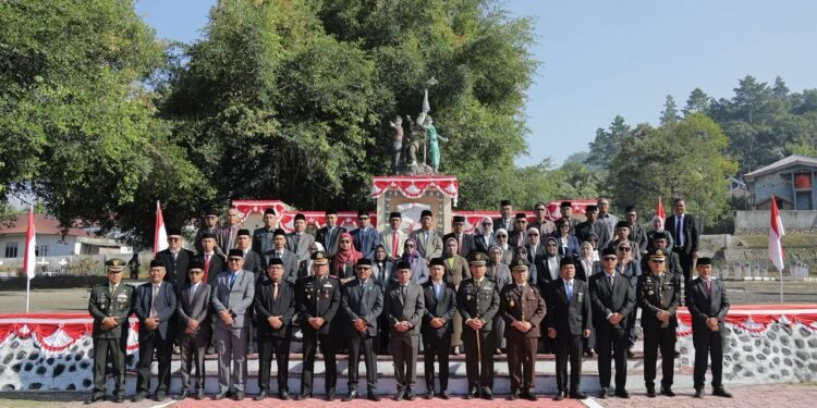 Jelang HUT ke-81 RI, Wali Kota dan Forkopimda Kotamobagu Gelar Ziarah Nasional di TMP Mongkonai Barat
